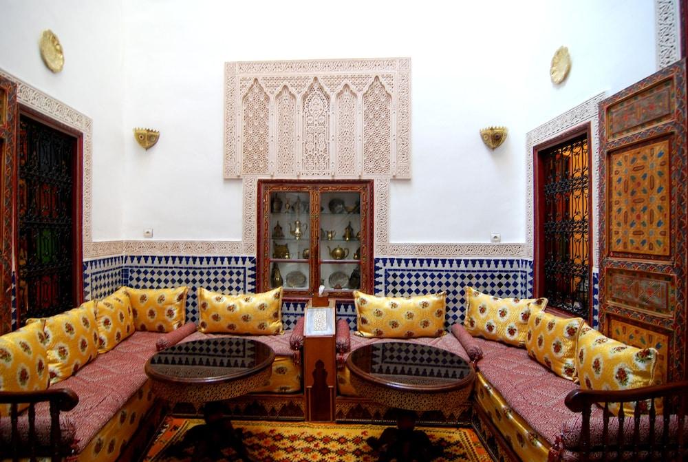 Dar Hafsa - Lobby Sitting Area