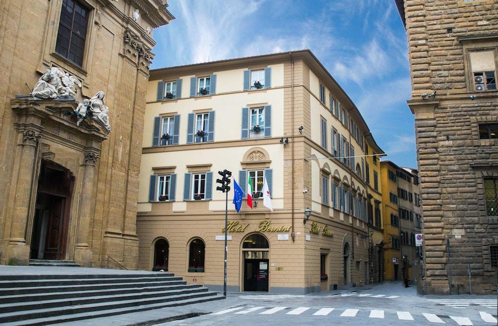 Bernini Palace - Featured Image