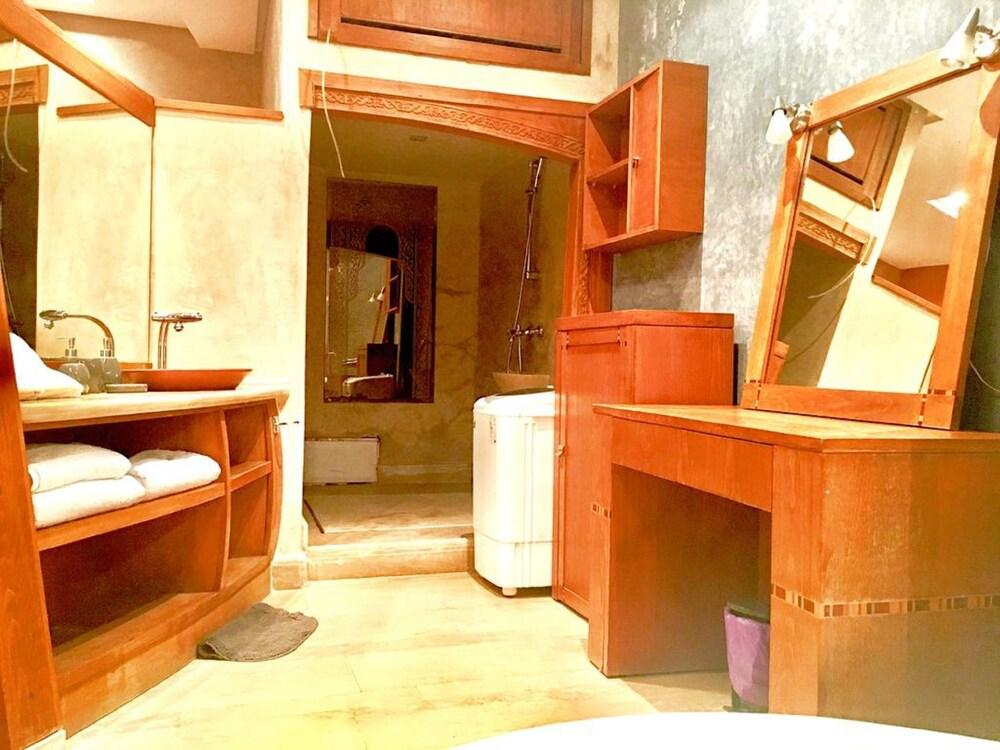 Studio Luxe Hassan 2 - Bathroom