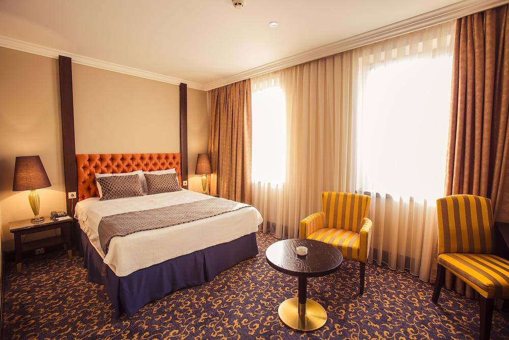 Hotel Intourist Palace Batumi - Room