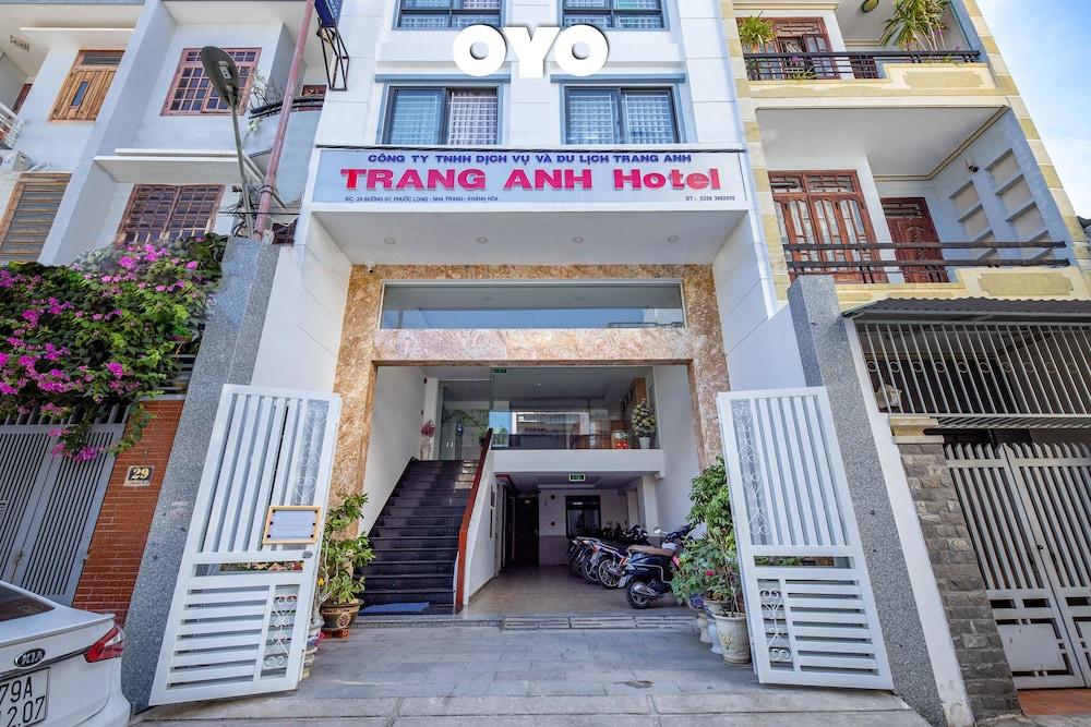 OYO 227 Trang Anh Hotel - Exterior