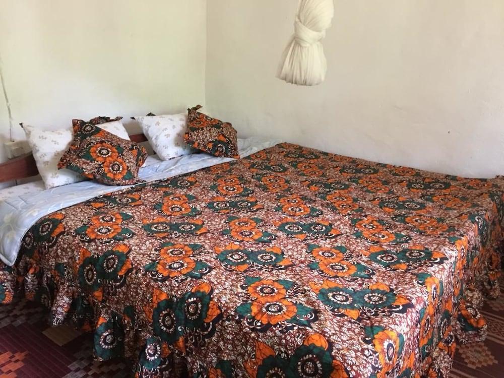 Bwindi View Lodge & Camp Site - Room
