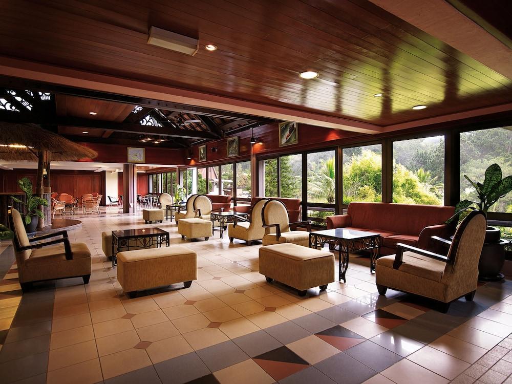 Resorts World Awana - Lobby Lounge