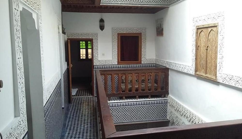 Dar Mehdi - Interior