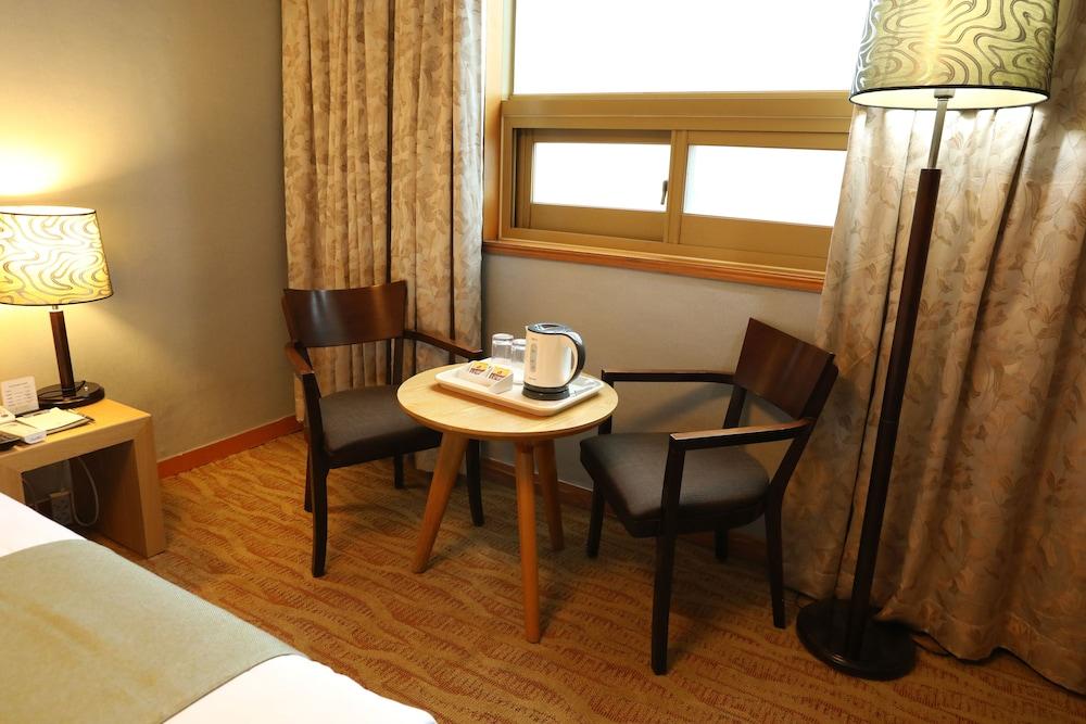 Prime Tourist Hotel - Room