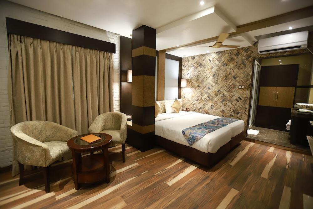 Hotel Acme - Room