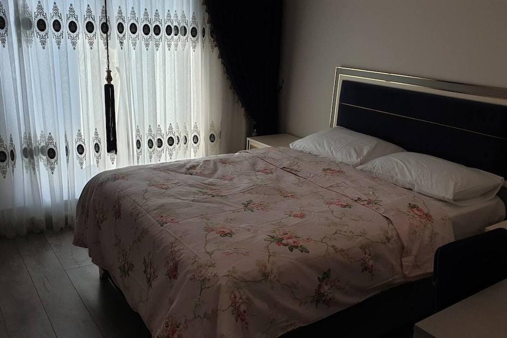 Lovely 2-bedroom Apartment in Esenyurt- Istanbul - Room