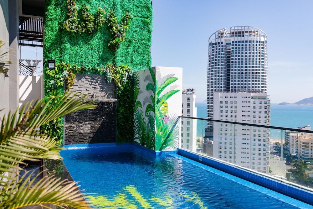 Ivy Nha Trang hotel - Indoor Pool