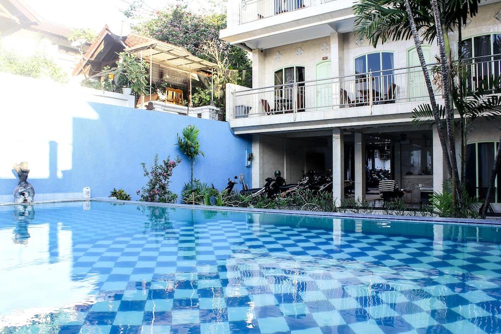 Balita Beach Resort - Outdoor Pool