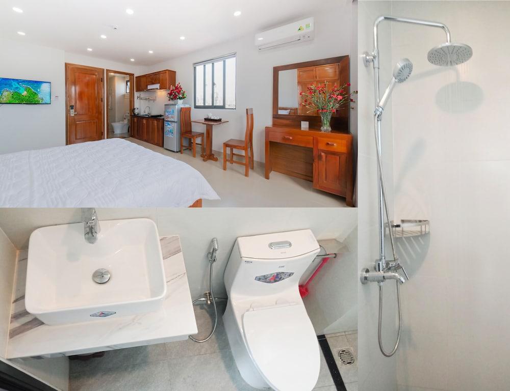 Hoàn Châu Luxury Hotel & Apartment - Bathroom