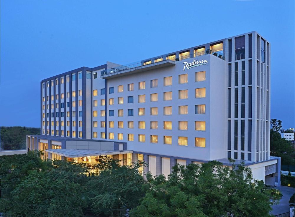 Radisson Hotel Agra - Featured Image