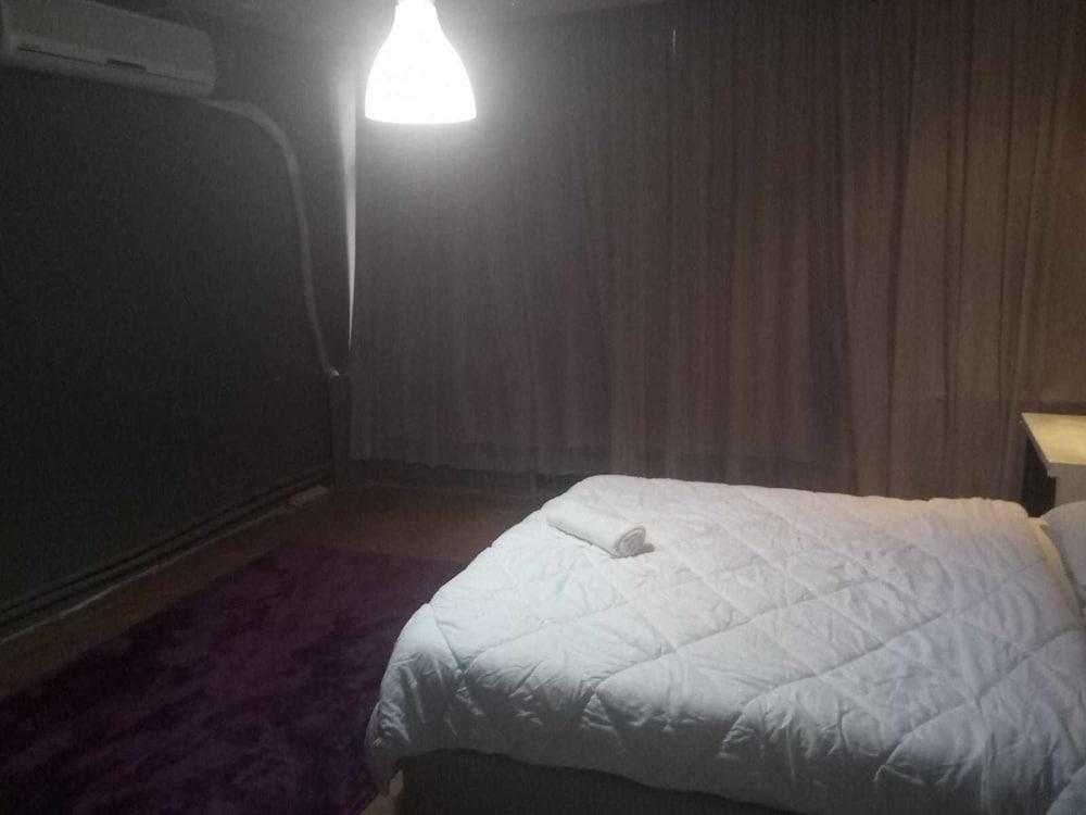 Istanbul Apartment - Room