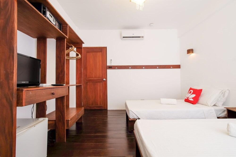 ZEN Rooms Coco Hut Station 1 Boracay - Room