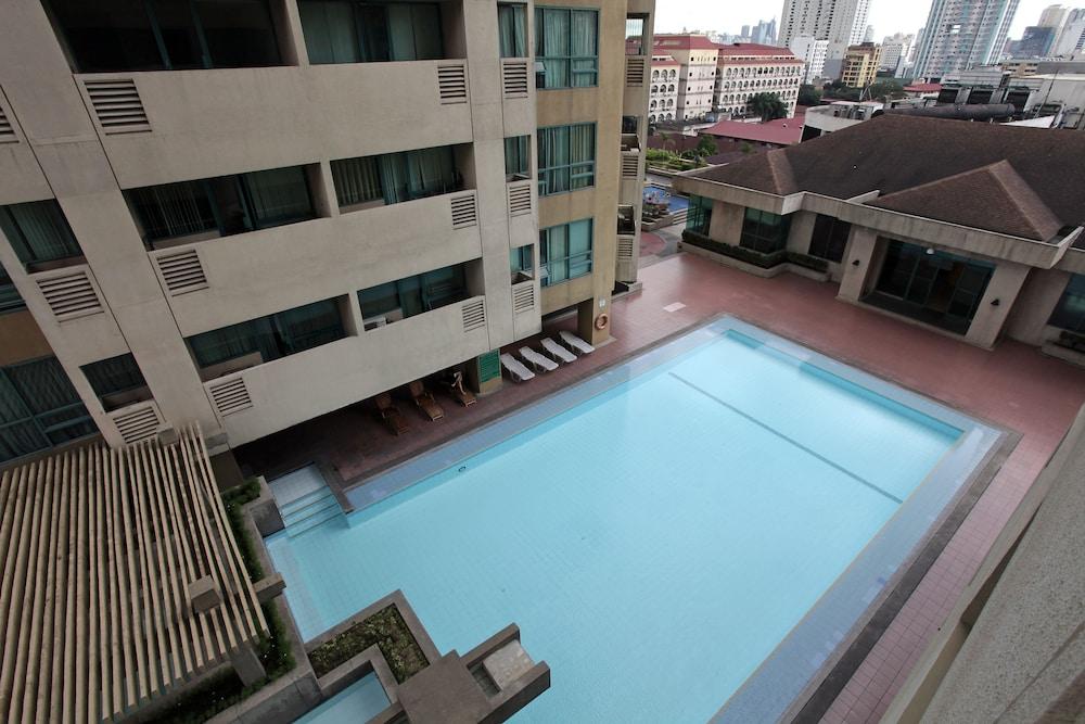 Manila Condo Home at Robinsons Place Residences - Pool