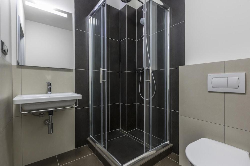 Apartsee apartments - Bathroom