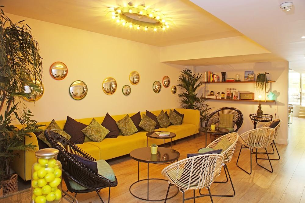 Hotel Chic&basic Lemon Barcelona - Lobby Sitting Area