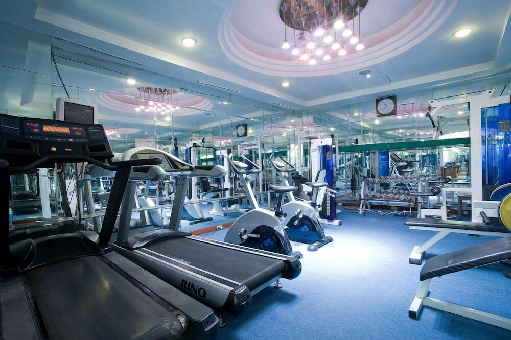 Hotel Paragon - Fitness Facility