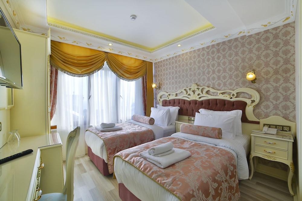 Nayla Palace Hotel - Room