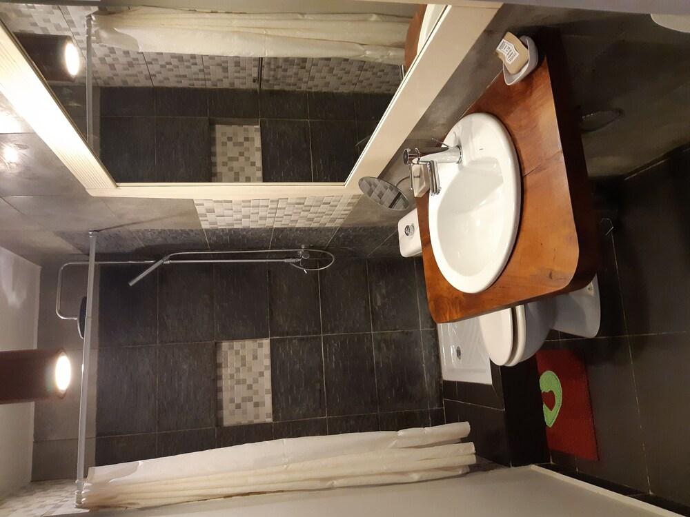Sole Hotel - Bathroom