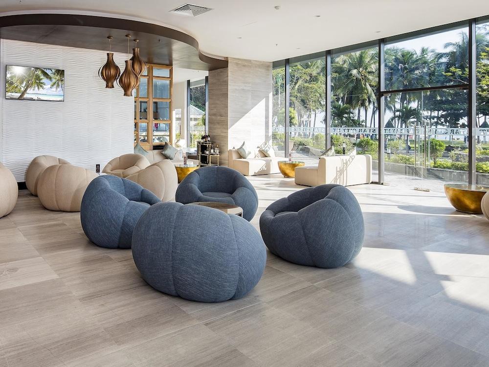 Premier Coastal Nha Trang Apartments - Lobby Sitting Area