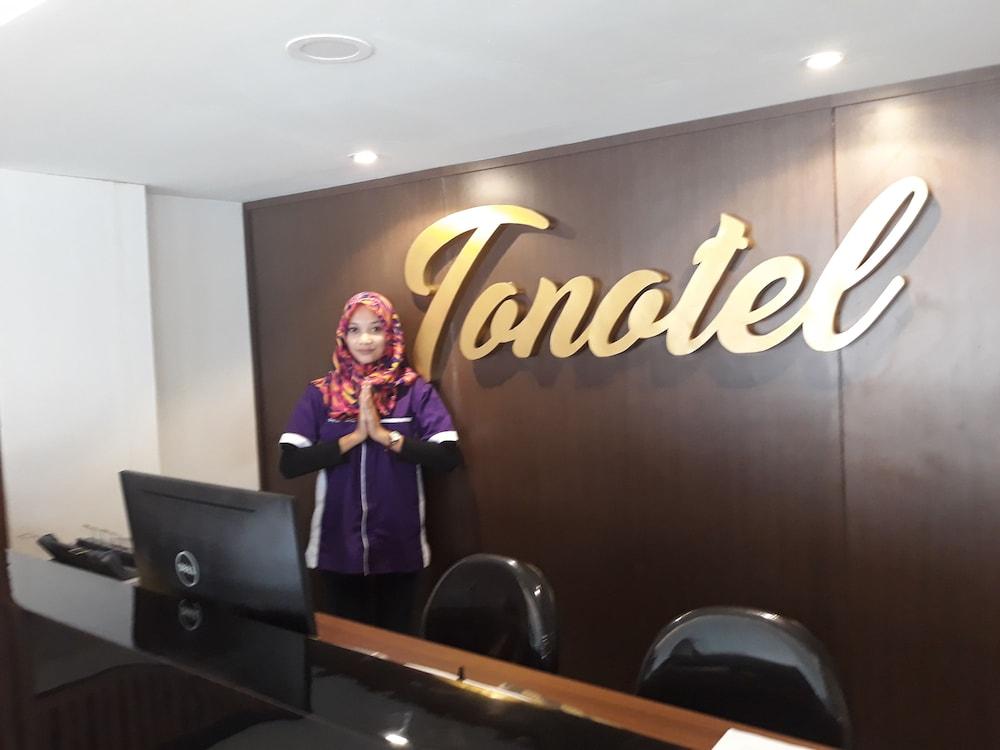Hotel Tonotel - Reception