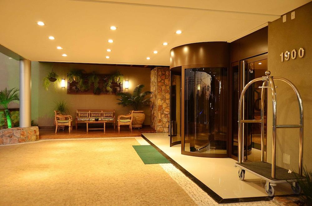 Hotel Matão Suites By Mercure - Interior Entrance
