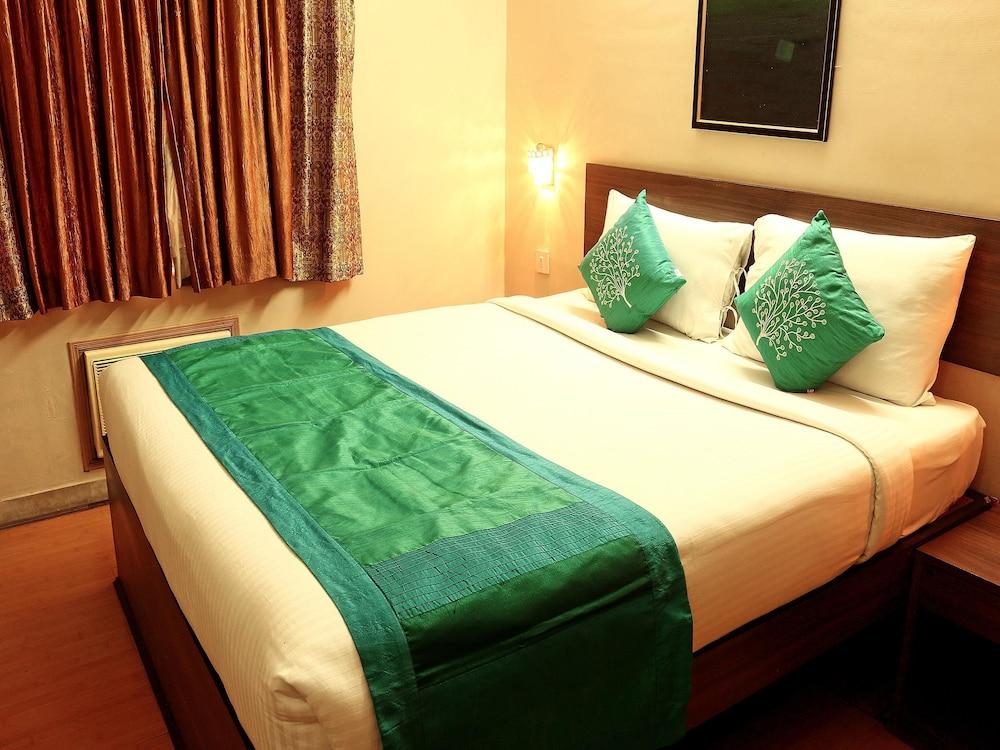OYO 2871 Hotel Ratnakar Inn - Featured Image