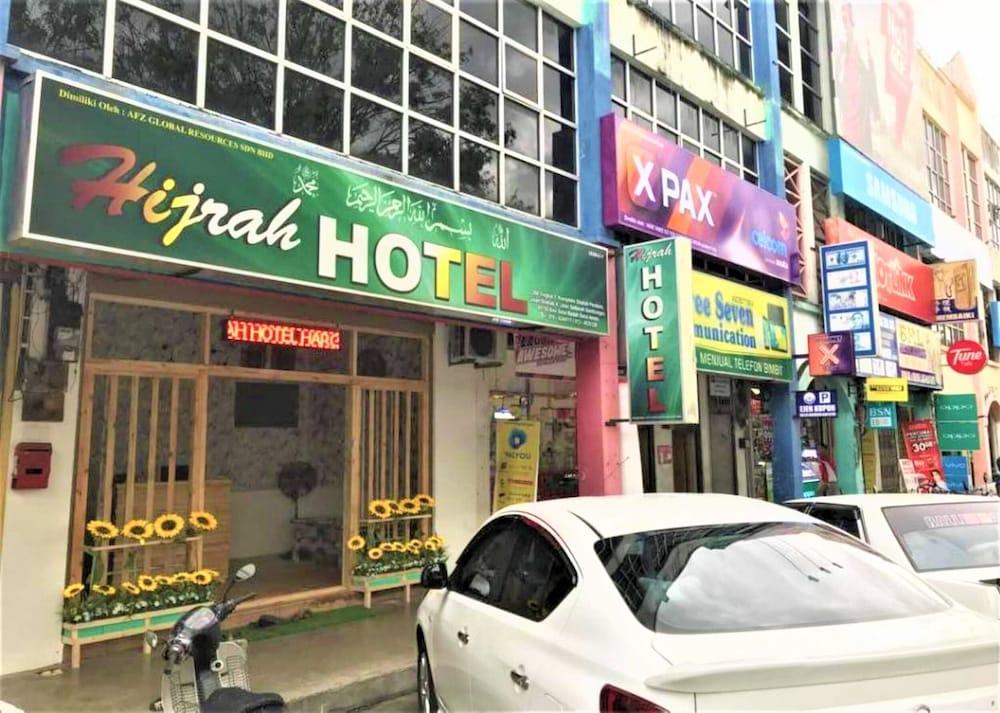 Hijrah Hotel - Featured Image