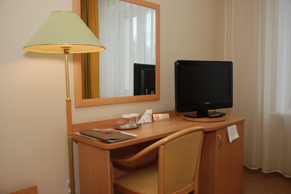Hotel Atal - Room