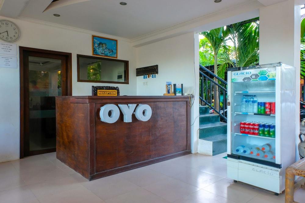 OYO 953 Family Beach Hotel - Reception