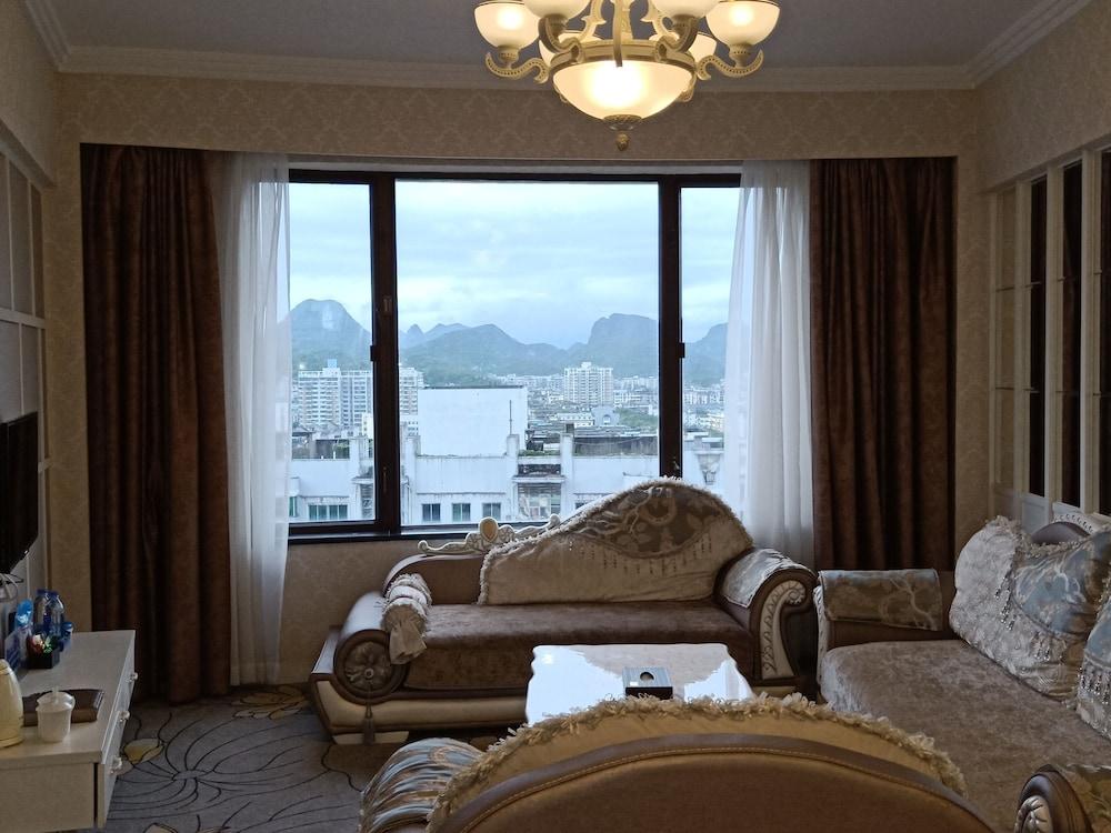 GuiLin HongKong Hotel - Featured Image