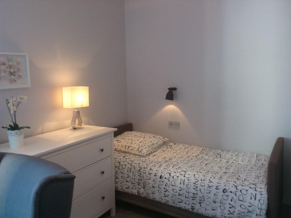 Vichy Residencia - Room