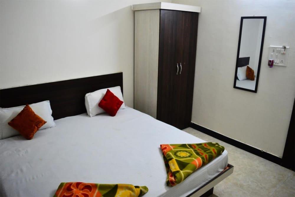Hotel Bholenath - Room