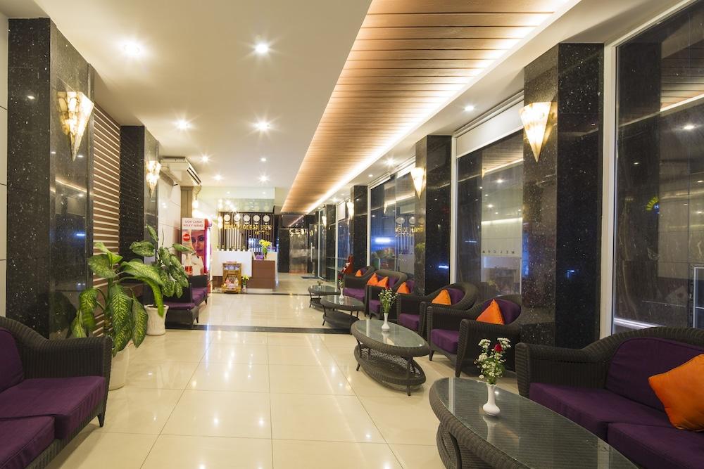 Dream Hotel Nha Trang - Interior Entrance