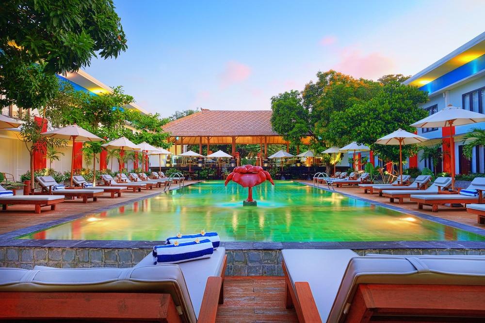 Ozz Hotel - Kuta Bali - Featured Image