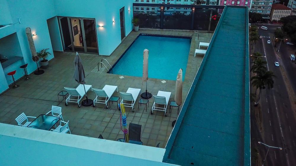 Palm Aparthotel - Rooftop Pool