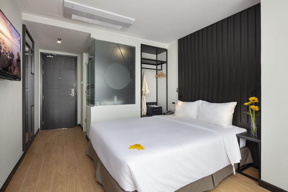 Agnes Nha Trang Hotel - Featured Image