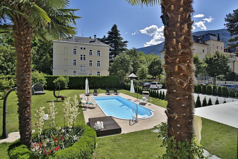 Garni Villa Tyrol - Adults Only - Property Grounds