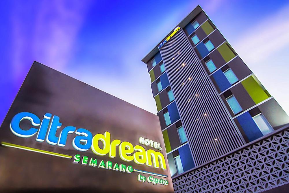 Hotel Citradream Semarang - Exterior