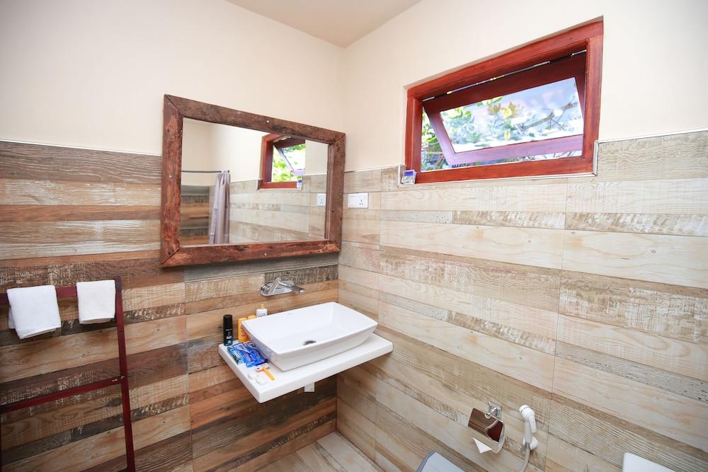 Tina Nature Villa - Bathroom