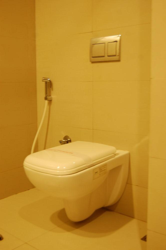 Hotel City Inn - Bathroom