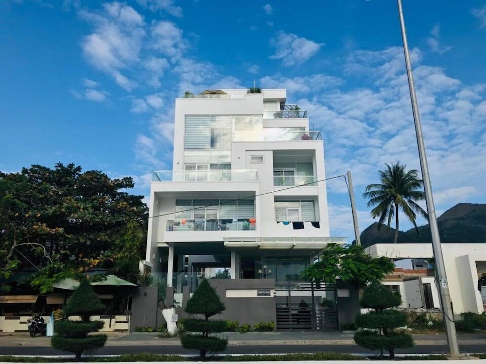 Seabreeze Villa Nha Trang - Featured Image