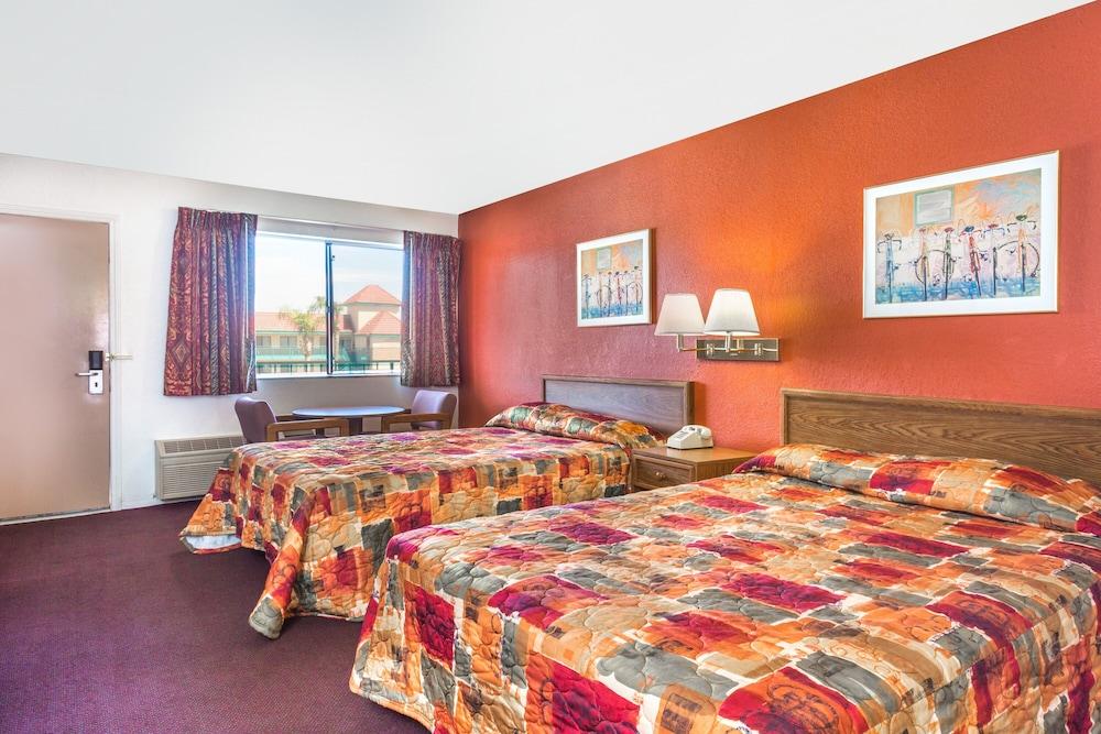 Superior Suites Phoenix Mesa - Room