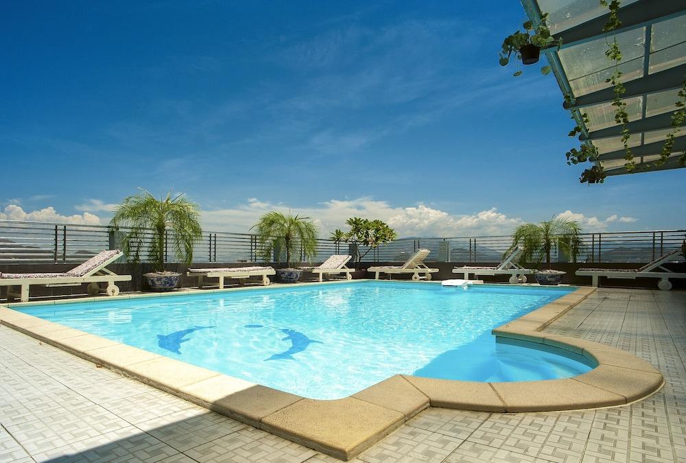 The Summer Hotel - Rooftop Pool