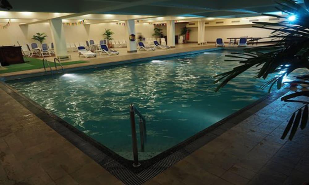 Pearl Continental Hotel Karachi - Indoor Pool