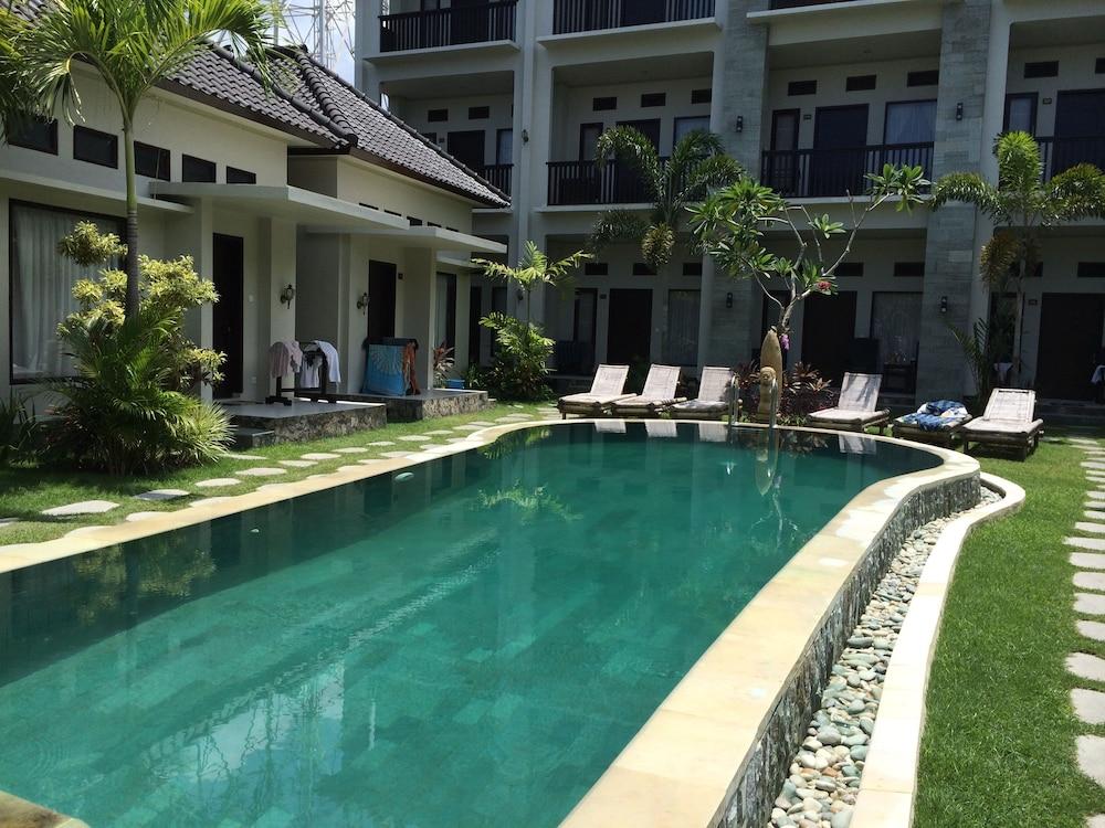 Kutamara Hotel - Outdoor Pool