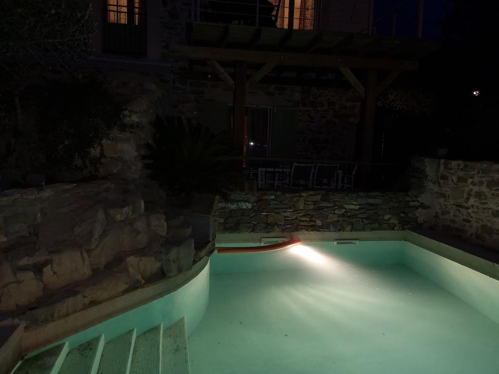 L'Ours des Corbières - Chambres d'hôtes - Outdoor Pool
