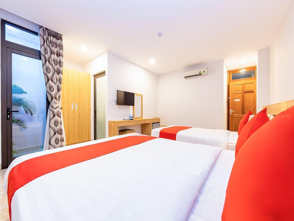 Gold Coast Hotel Nha Trang - Featured Image