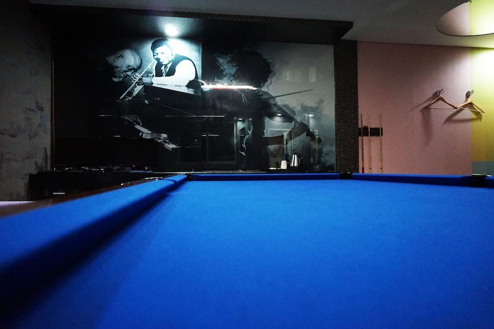 Ava Hotel - Billiards