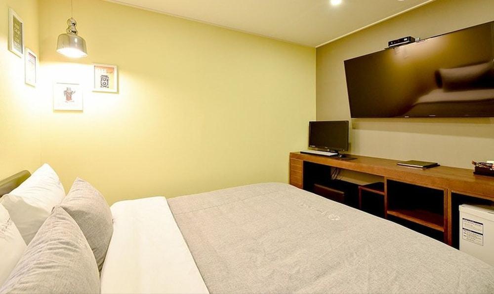 Haru Hotel - Room